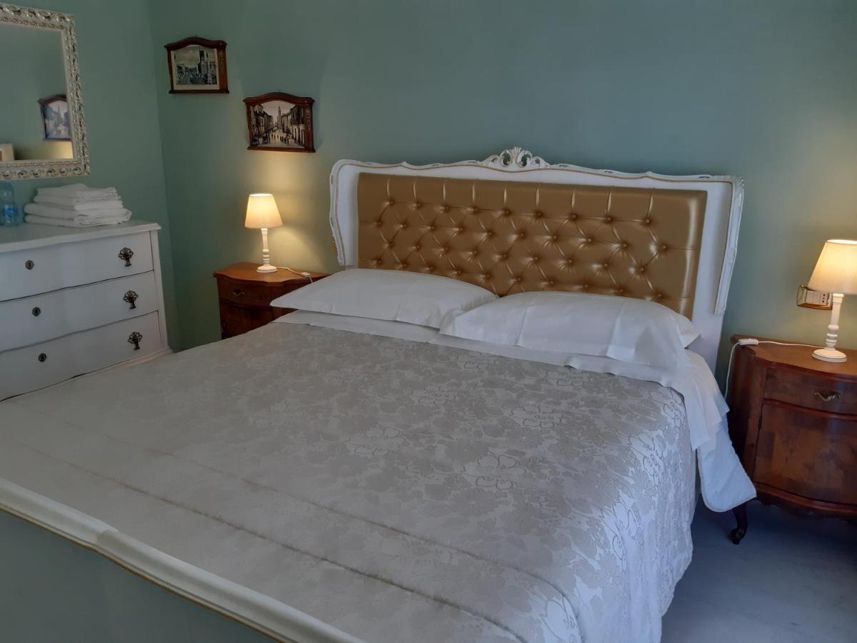 سان جيوفانّي تْيَتينو B&B Domus Aurea 20 المظهر الخارجي الصورة