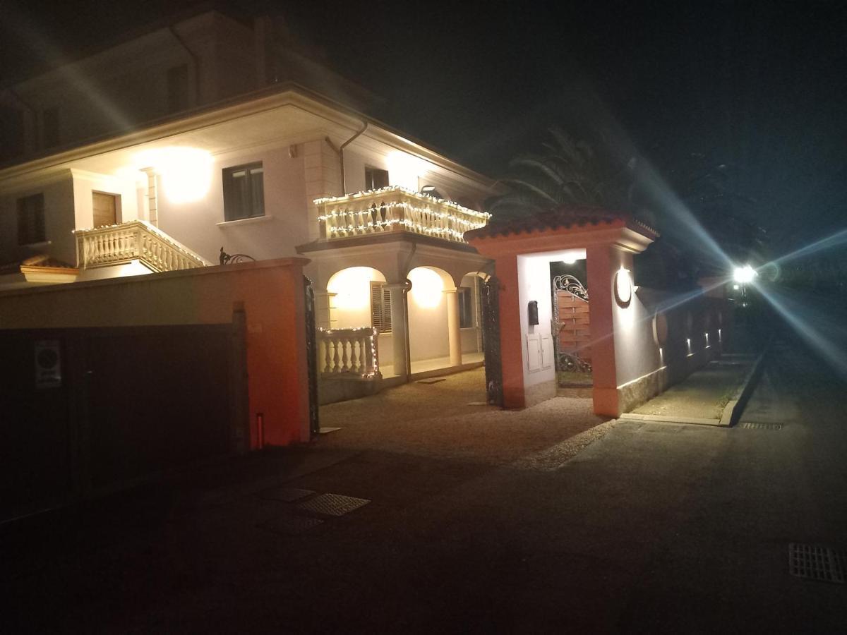 سان جيوفانّي تْيَتينو B&B Domus Aurea 20 المظهر الخارجي الصورة