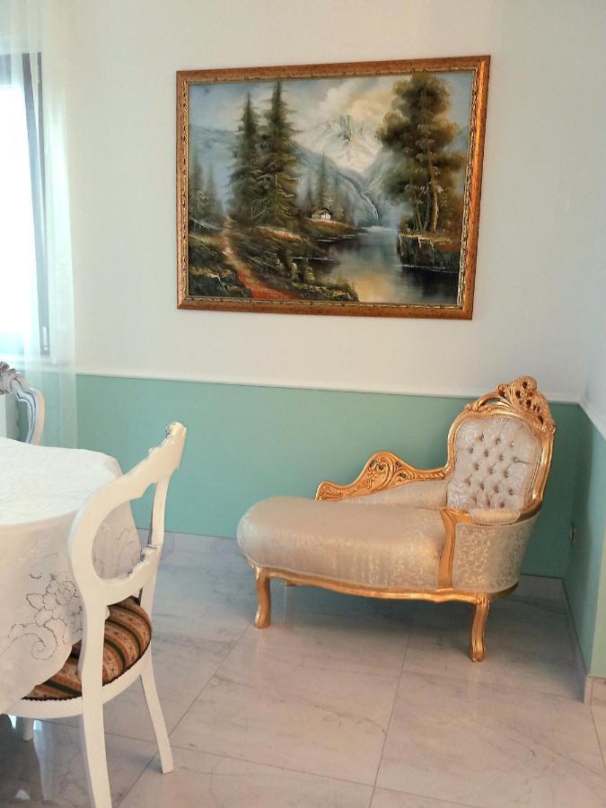 سان جيوفانّي تْيَتينو B&B Domus Aurea 20 المظهر الخارجي الصورة
